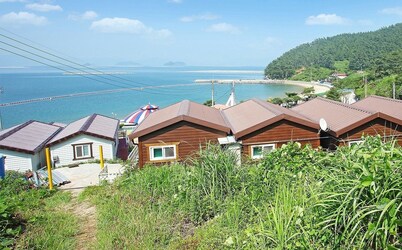Saryangdo Island Dandihae Pension