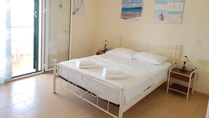 2 bedrooms, iron/ironing board, cots/infant beds, free WiFi - Menigos AA2G nr.61 Sup.Seaview 2Bedroom (Corfu)
