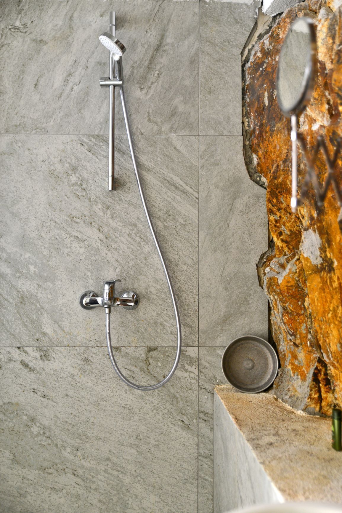 family studio suite, partial sea view | bathroom | shower, hydromassage showerhead, hair dryer, slippers