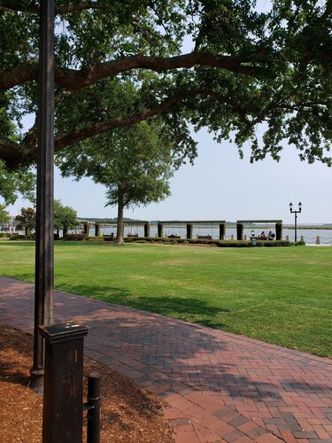 YOUR SOCIAL DISTANCING SANCTUARY IN HISTORIC BEAUFORT