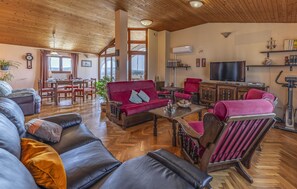 Apartment, 3 Bedrooms, Balcony, Sea View (A6) | Living area | Flat-screen TV - Apartments Lorencin Milka (Medulin)