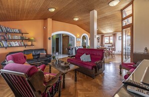 Apartment, 3 Bedrooms, Balcony, Sea View (A6) | Living room | Flat-screen TV - Apartments Lorencin Milka (Medulin)