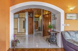 Apartment, 3 Bedrooms, Balcony, Sea View (A6) | Desk, blackout curtains, free WiFi, bed sheets