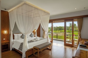Phòng Deluxe, ban công (with Rice Field View) | Két bảo mật tại phòng, bàn