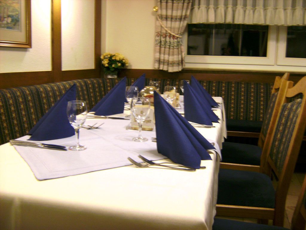 daily buffet breakfast (eur 5 per person)