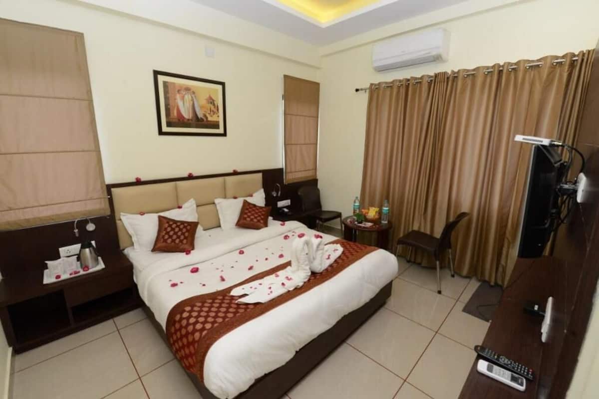 1 bedroom, soundproofing, rollaway beds, free WiFi