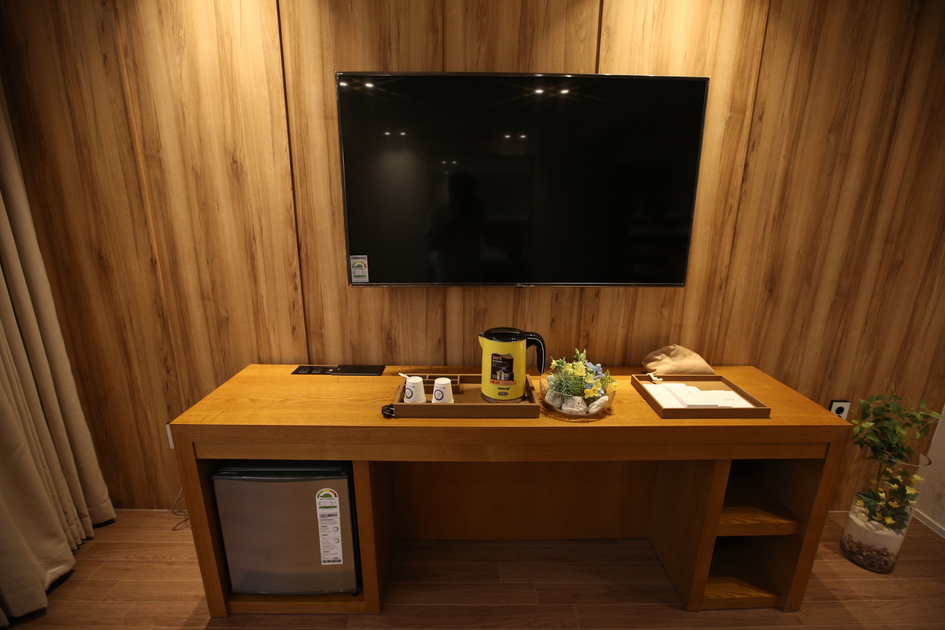 deluxe twin room, ocean view | free wifi, bed sheets