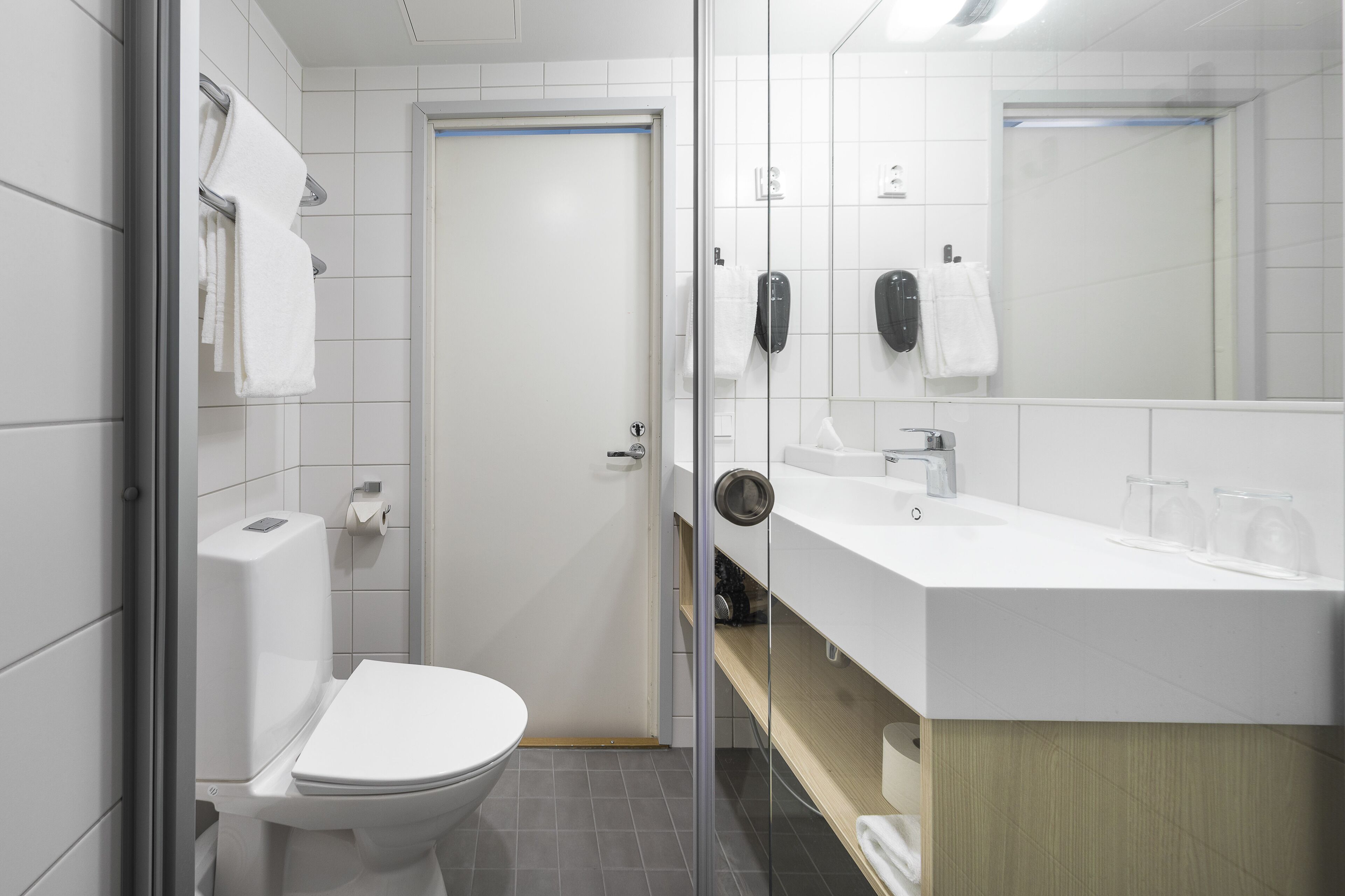 shower, eco-friendly toiletries, hair dryer, bidet