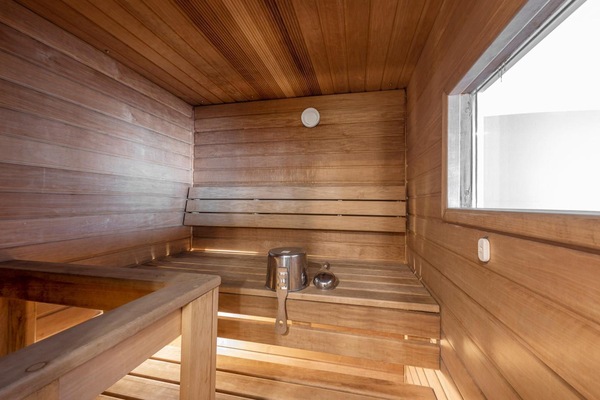 Junior Suite, Sauna | In-room safe, desk, blackout drapes, iron/ironing board