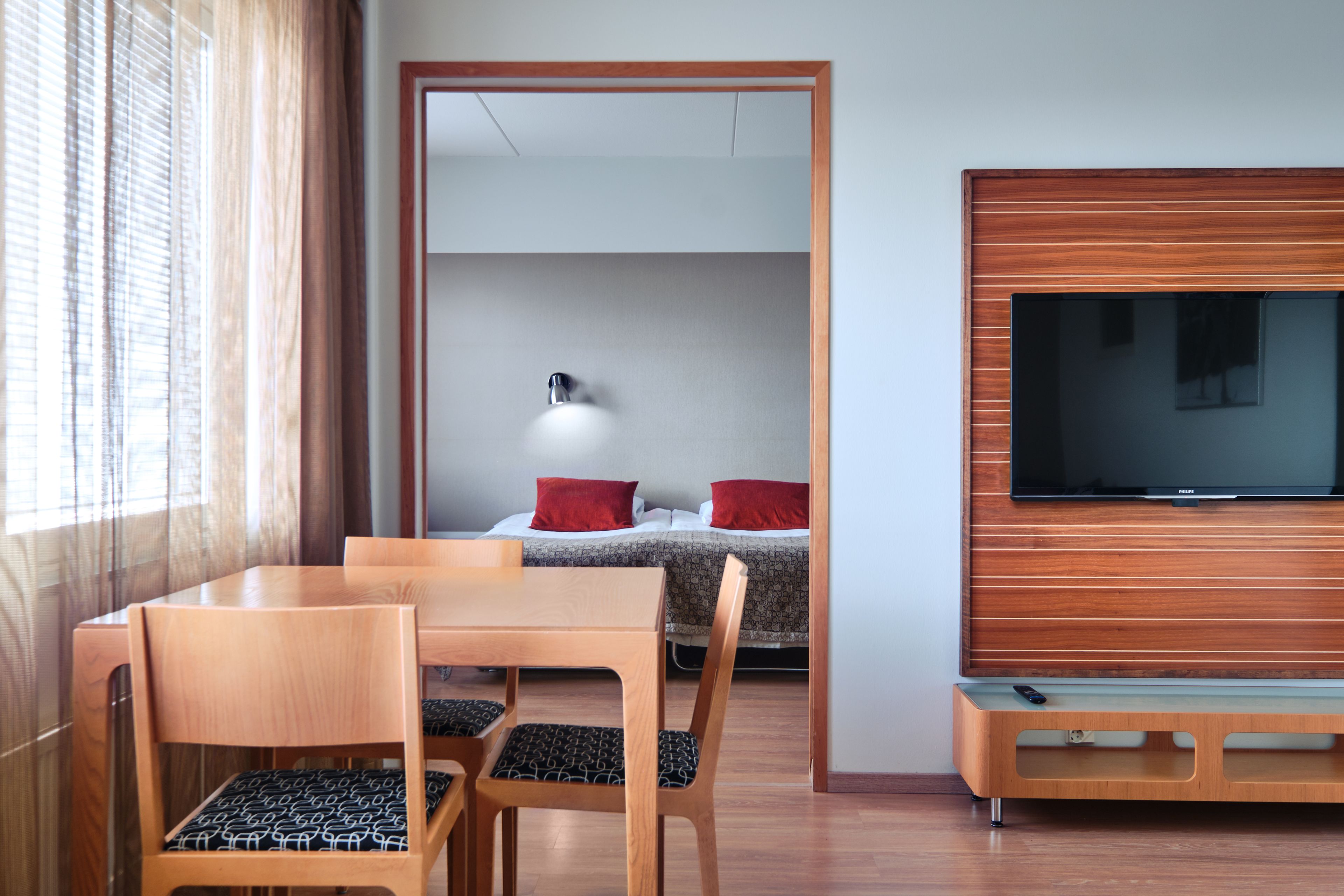 Junior Suite, Sauna | In-room safe, desk, blackout drapes, iron/ironing board
