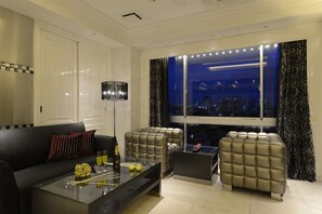 Tabla de planchar con plancha y wifi gratis 