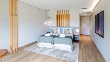 Apartment, 2 Bedrooms, Ground Floor | Minibar, in-room safe, soundproofing, free cots/infant beds