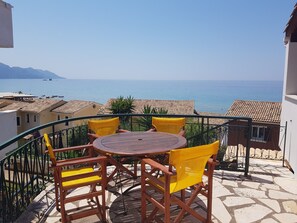 Apartment, 2 Bedrooms, Sea View | Terrace/patio