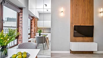 Business Studio | Iron/ironing board, free WiFi, bed sheets