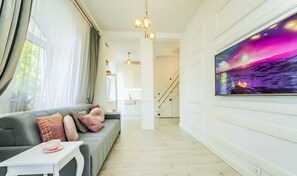 Deluxe-Apartment | 2 Schlafzimmer, Daunenbettdecken, Bügeleisen/Bügelbrett