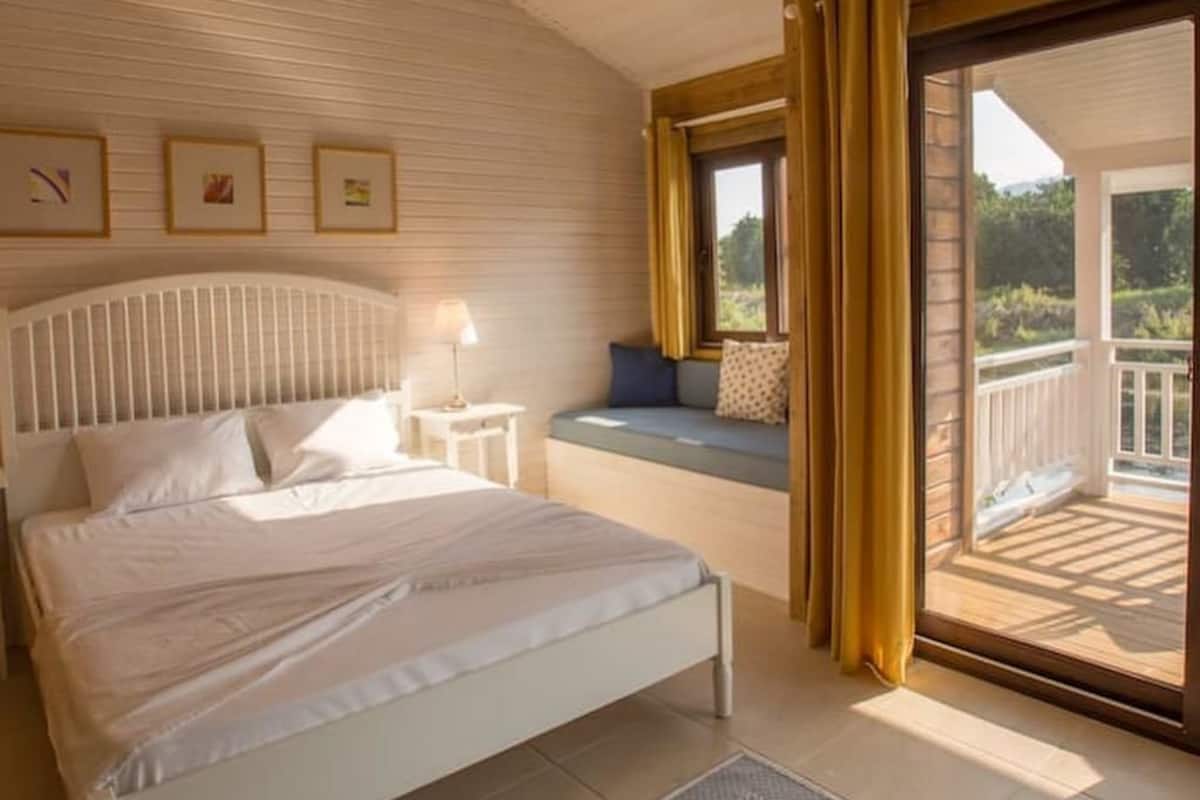 1 bedroom, minibar, in-room safe, desk
