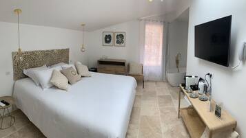 In-room safe, individually decorated, individually furnished, desk