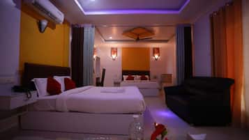 Family Suite | 1 bedroom, individually decorated, individually furnished, desk