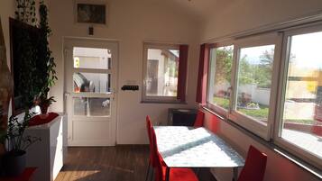 Villa, 3 Bedrooms | Private kitchen | Fridge, microwave, oven, stovetop