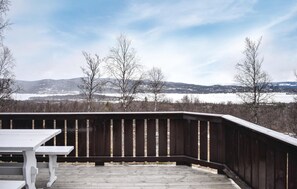 Outdoor dining - Stunning home in Hemsedal with kitchen (Hemsedal)