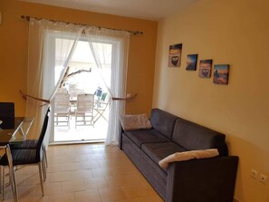 Apartment | Living area
