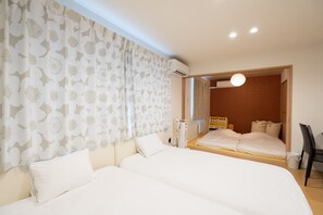 Comfort Condo, 2 Bedrooms (B) | 2 bilik tidur, dihias secara berasingan 