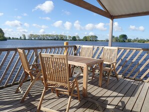 Mobile Unterkunft (Hausboot 2) | Terrasse/Patio