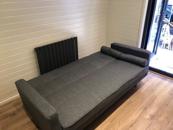 Cabin | Extra beds - The Lookout (Penzance)