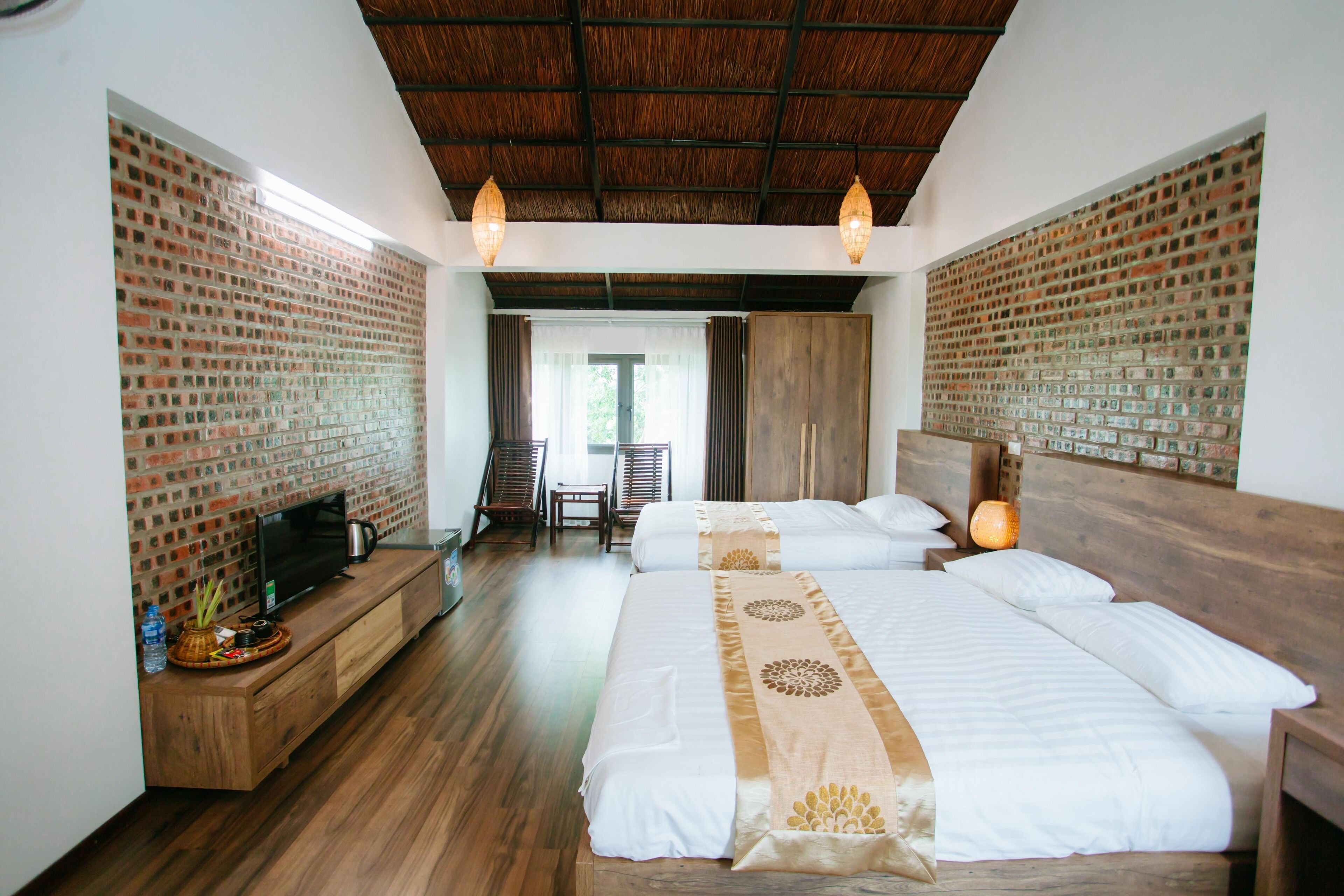 family room | 1 bedroom, egyptian cotton sheets, premium bedding, pillow-top beds