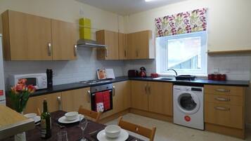 Microwave, oven, electric kettle, cookware/dishes/utensils