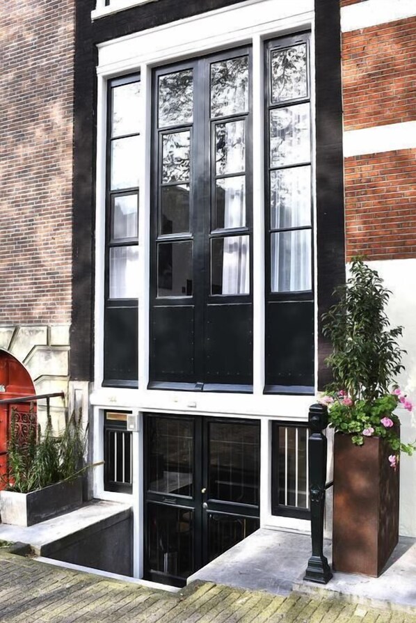 Exterior - Downtown Room In Canal District (Amsterdam)