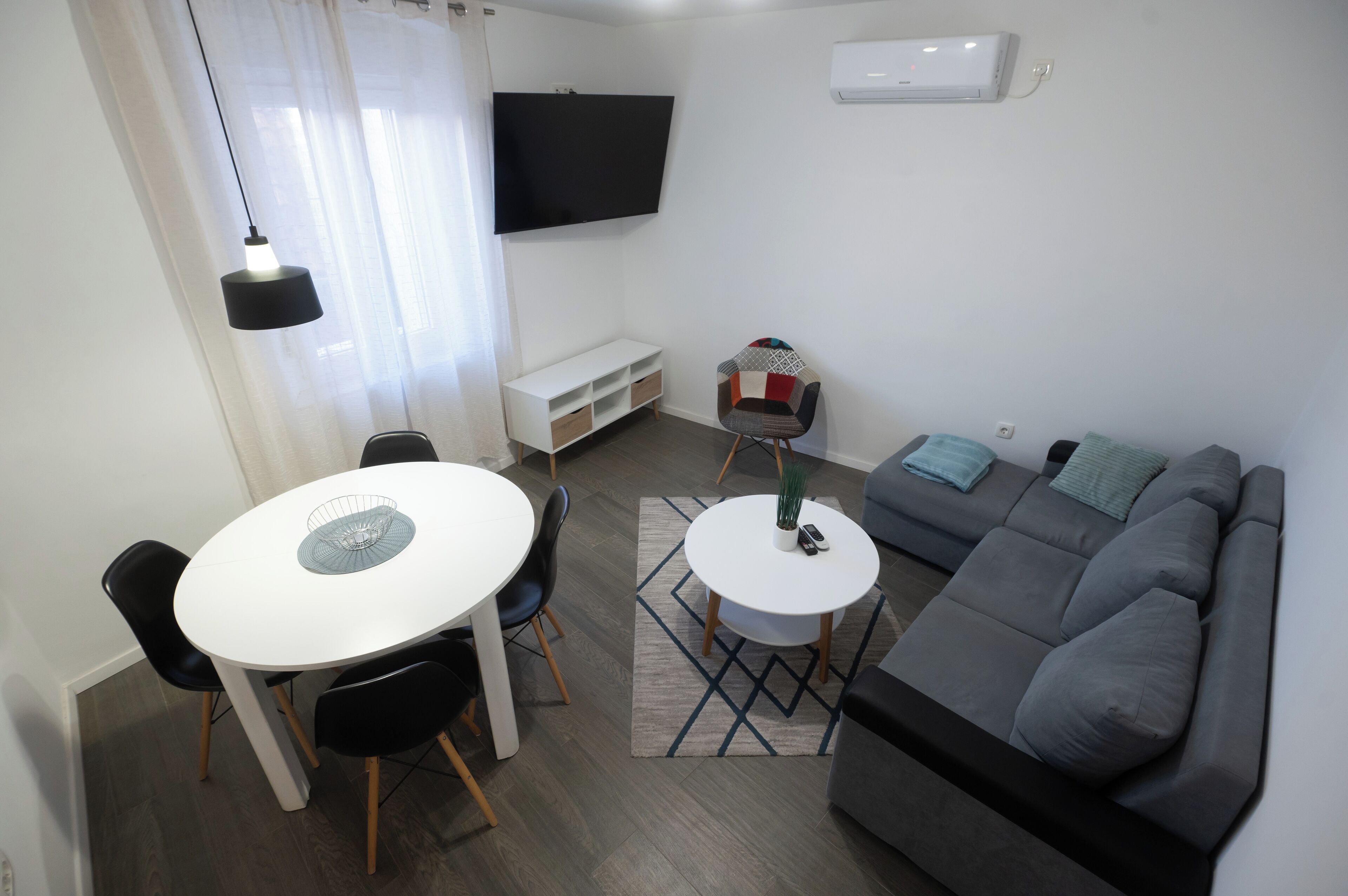Apartment, 2 Bedrooms | Living area | Smart TV