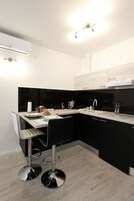 Studio | Private kitchen | Electric kettle