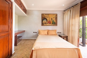 Villa, 3 habitaciones | 3 dormitorios, cortinas opacas, tabla de planchar con plancha