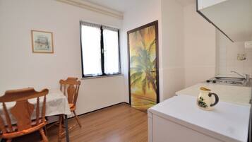 Apartment (A3) | Private kitchen