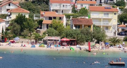 Apartments Ivat