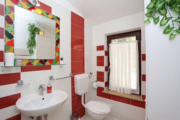 Appartement (A1) | Salle de bain | Douche
