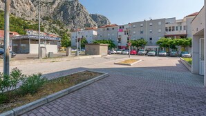 免费自助停车