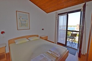 Apartment (A2)
