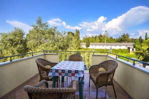 Apartment (A2) | Terrace/patio