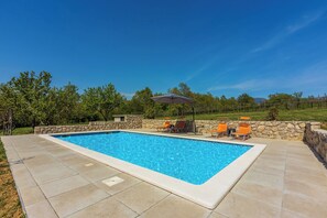 Piscine extérieure