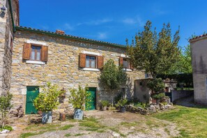 Rakennuksen muotoilu