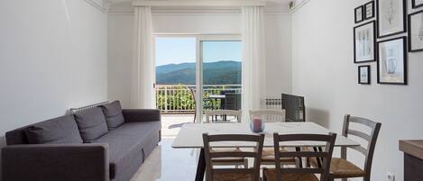 Apartment (A3) | Living room