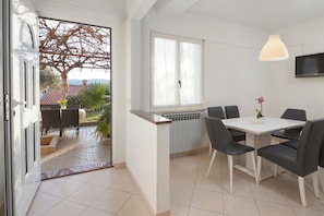 Appartement (A4) | Restauration