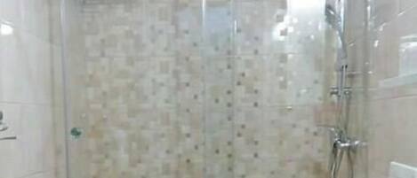 Apartment (A2) | Badezimmer