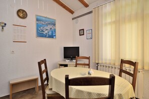 Apartment (A1) | Dining - Apartment Luna (Porec)