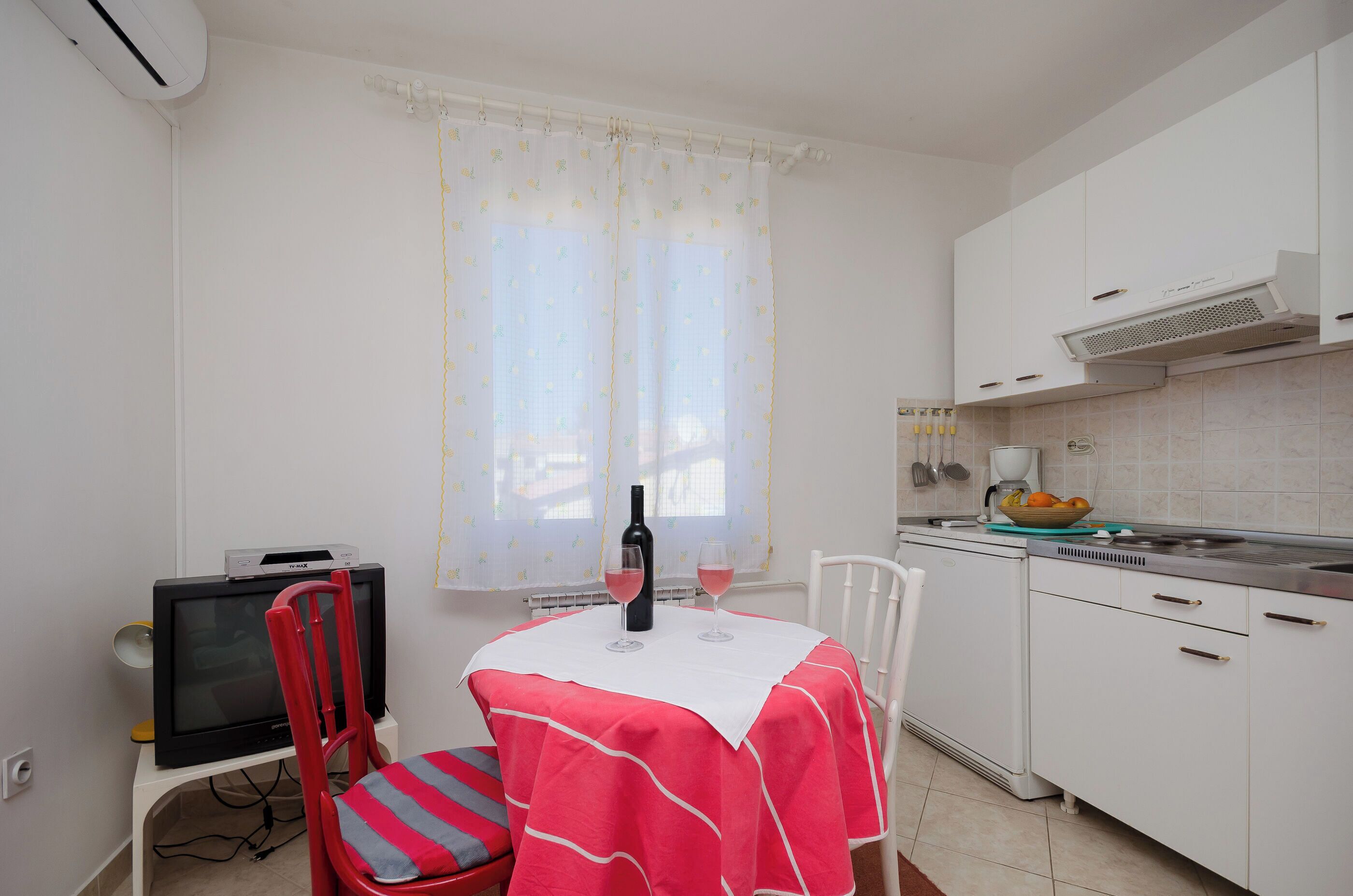 Apartment (A2) | Private kitchen