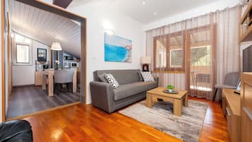 Apartment (A2) | Living room