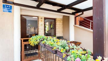 Apartment (A1) | Terrace/patio