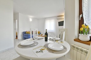 Apartment (A1) | Speisen